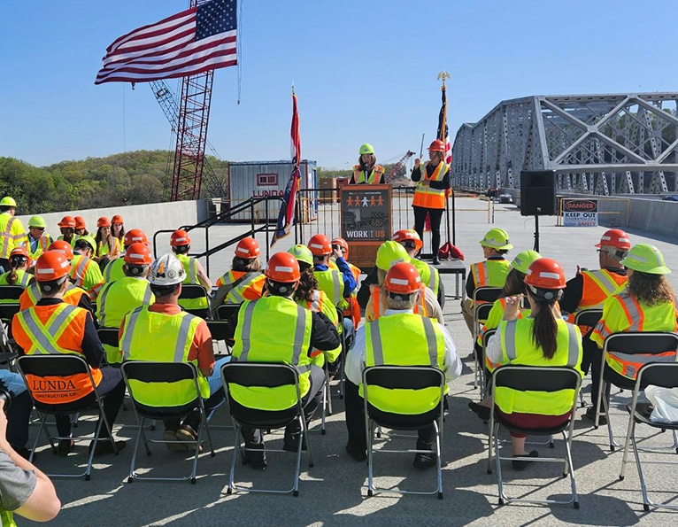 Audience and speakers in PPE